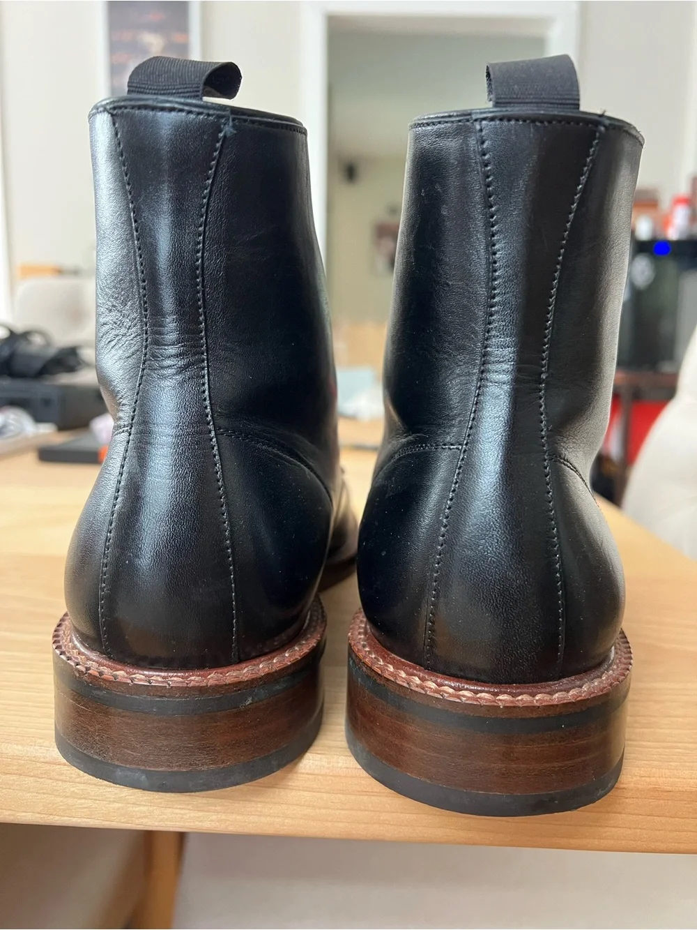 Beckett Simonon Black Leather Cap-Toe Lace-Up Boots with Brown Welt size 8